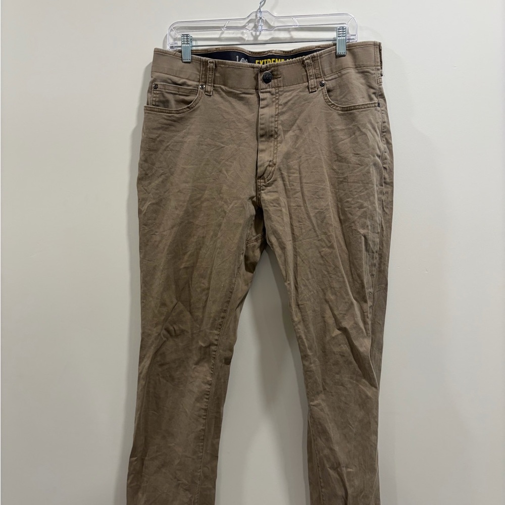 Lee Men's Khaki Chinos